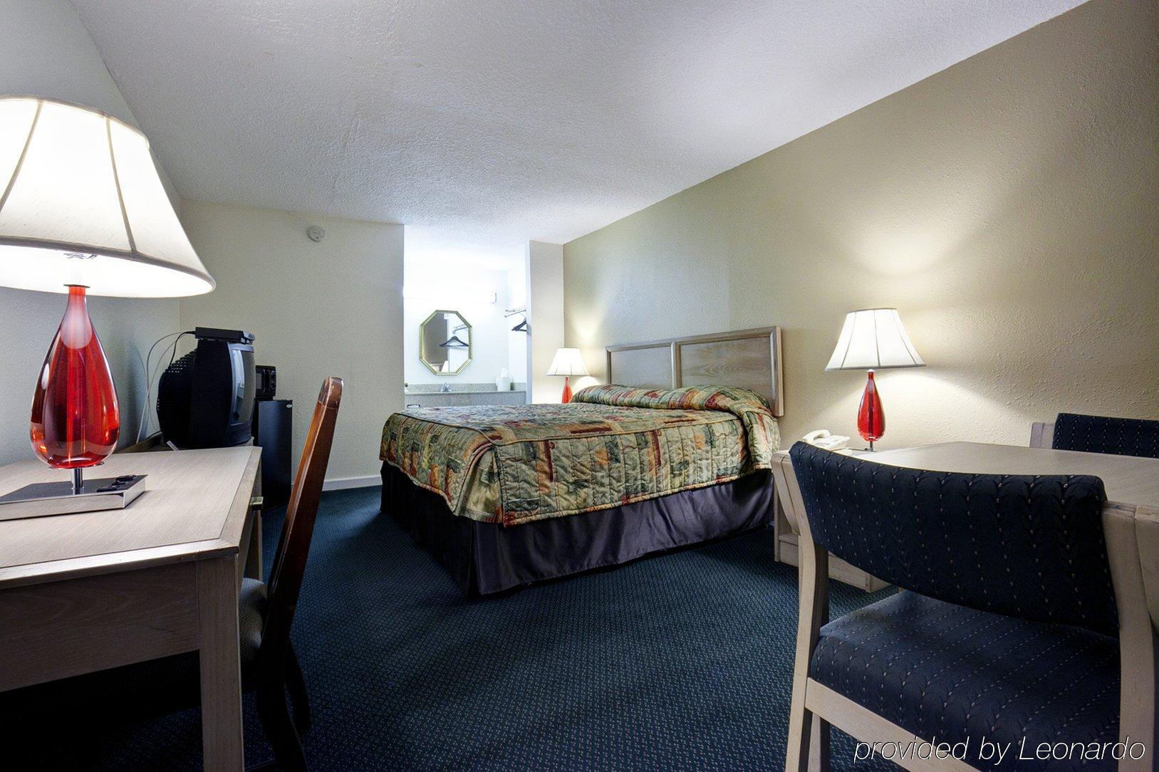 Americas Best Value Inn - Port Jefferson Station - Long Island Oda fotoğraf