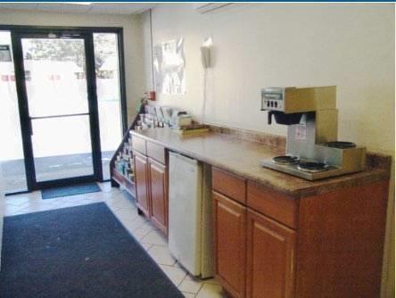 Americas Best Value Inn - Port Jefferson Station - Long Island Dış mekan fotoğraf