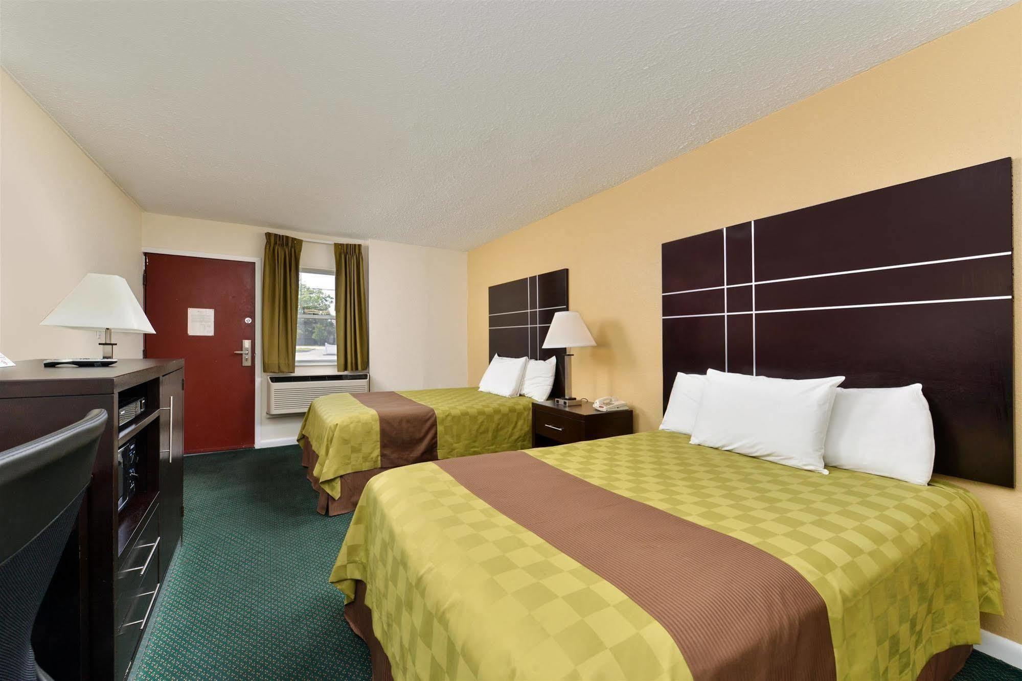 Americas Best Value Inn - Port Jefferson Station - Long Island Dış mekan fotoğraf